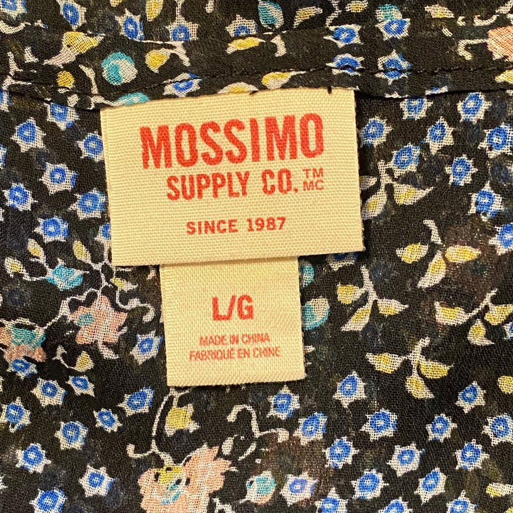 Floral Mossimo blouse 🖤 - Picture 6 of 6